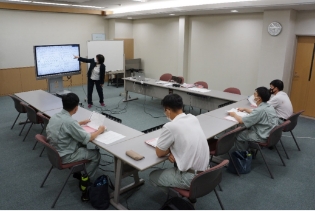 外国人技能実習生の日本語教育の様子
